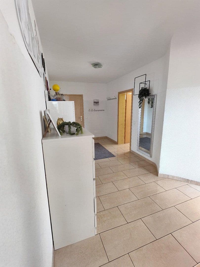 Predaj domu 322 m², pozemok 500 m², Singen (Hohentwiel), Bádensko-Wurttembersko Predaj domu 322 m², pozemok 500 m², Singen (Hohentwiel), Bádensko-Wurttembersko