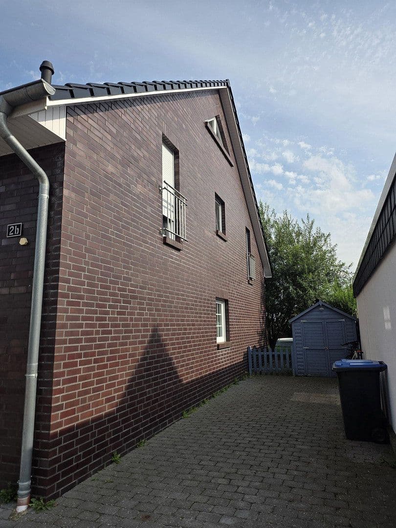 Predaj domu 127 m², pozemok 315 m², Hohenhameln, Dolné Sasko Predaj domu 127 m², pozemok 315 m², Hohenhameln, Dolné Sasko