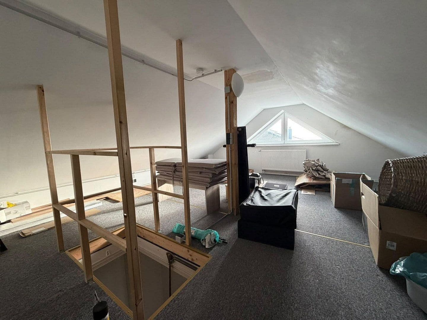 Predaj domu 127 m², pozemok 315 m², Hohenhameln, Dolné Sasko Predaj domu 127 m², pozemok 315 m², Hohenhameln, Dolné Sasko