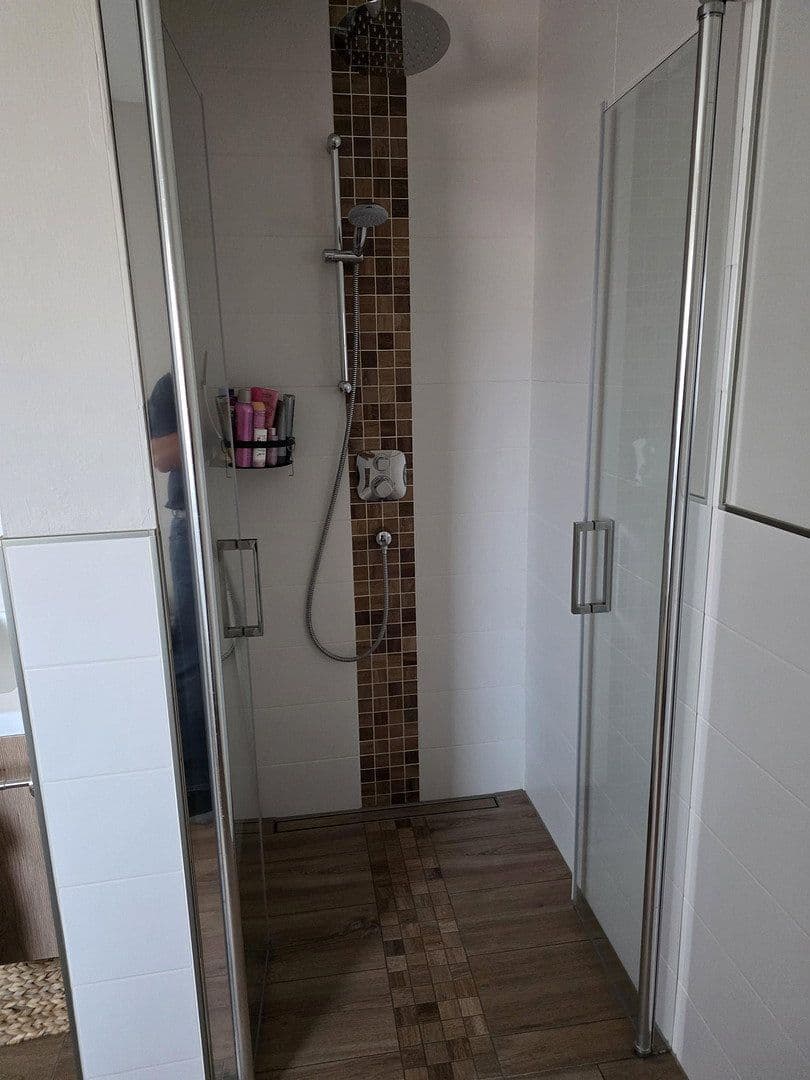 Predaj domu 127 m², pozemok 315 m², Hohenhameln, Dolné Sasko Predaj domu 127 m², pozemok 315 m², Hohenhameln, Dolné Sasko