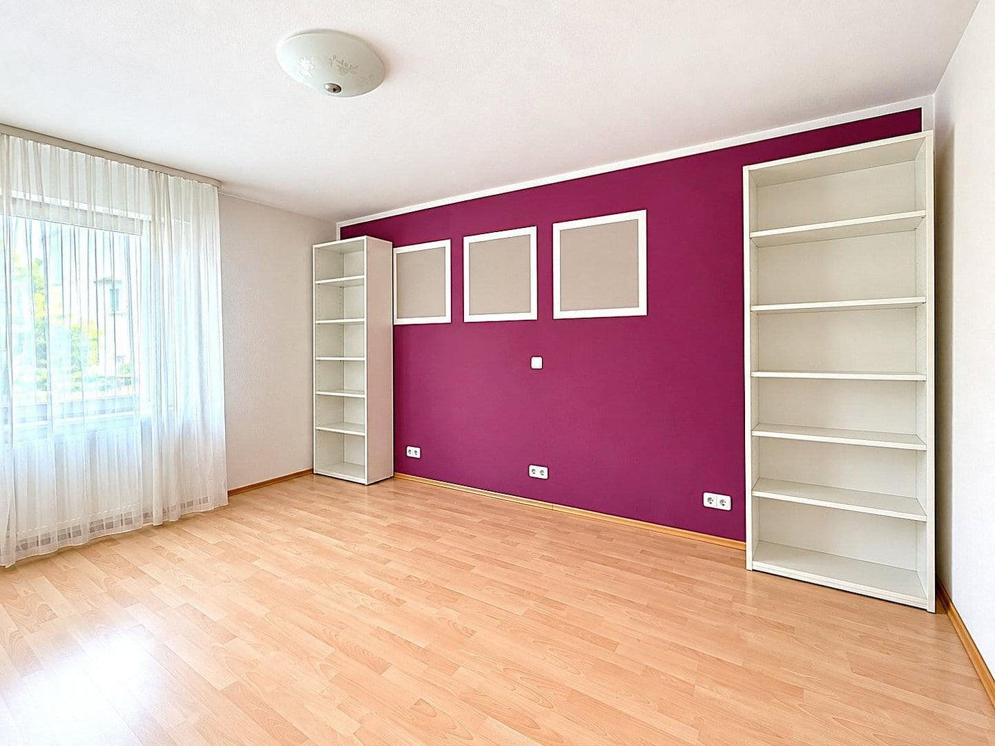 Predaj domu 171 m², pozemok 640 m², Dietzenbach, Hesensko Predaj domu 171 m², pozemok 640 m², Dietzenbach, Hesensko