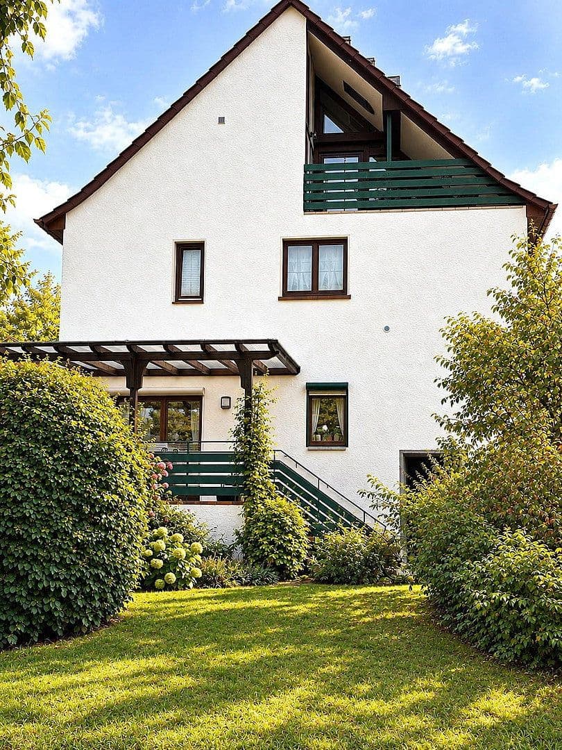 Predaj domu 171 m², pozemok 640 m², Dietzenbach, Hesensko Predaj domu 171 m², pozemok 640 m², Dietzenbach, Hesensko
