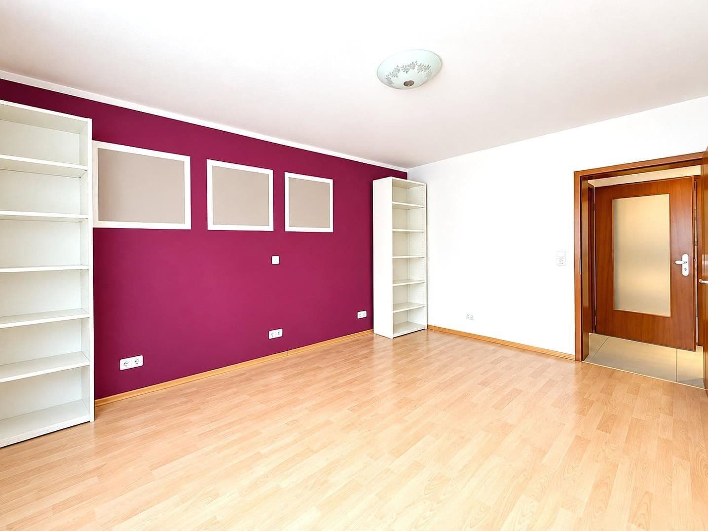 Predaj domu 171 m², pozemok 640 m², Dietzenbach, Hesensko Predaj domu 171 m², pozemok 640 m², Dietzenbach, Hesensko