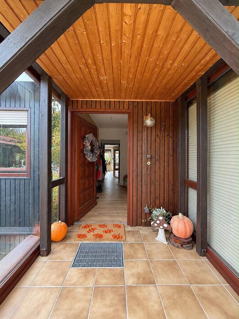 Predaj domu 116 m², pozemok 976 m², Wermsdorf, Sasko Predaj domu 116 m², pozemok 976 m², Wermsdorf, Sasko