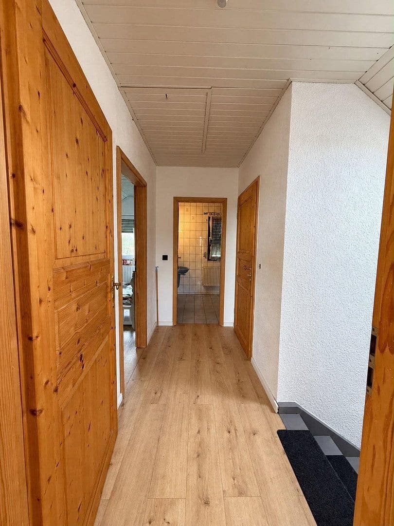 Predaj domu 116 m², pozemok 976 m², Wermsdorf, Sasko Predaj domu 116 m², pozemok 976 m², Wermsdorf, Sasko