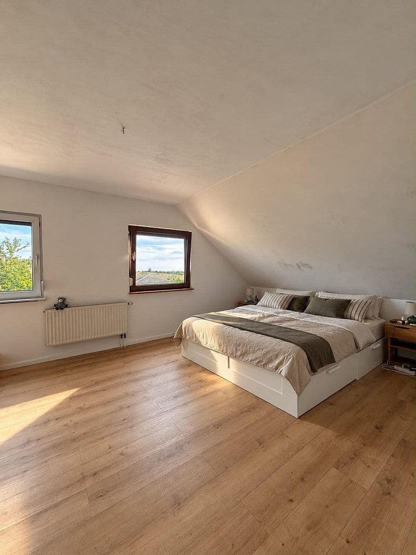 Predaj domu 116 m², pozemok 976 m², Wermsdorf, Sasko Predaj domu 116 m², pozemok 976 m², Wermsdorf, Sasko