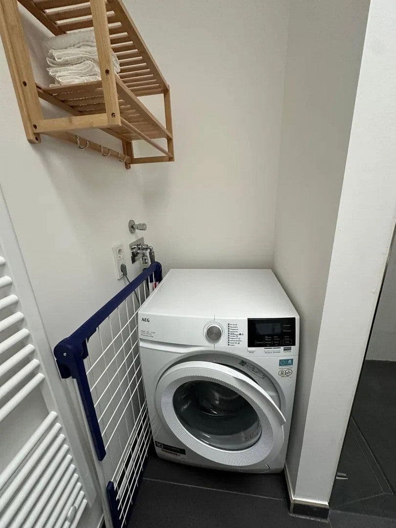 Prenájom bytu 2-izbový 31 m², Mainz, Porýnie-Falcko Prenájom bytu 2-izbový 31 m², Mainz, Porýnie-Falcko