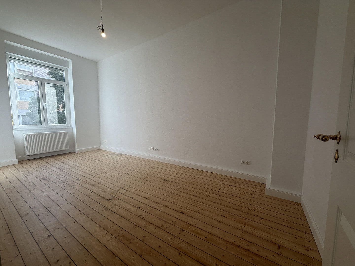 Prenájom bytu 3-izbový 75 m², Bergerstraße 111, Frankfurt am Main, Hesensko Prenájom bytu 3-izbový 75 m², Bergerstraße 111, Frankfurt am Main, Hesensko