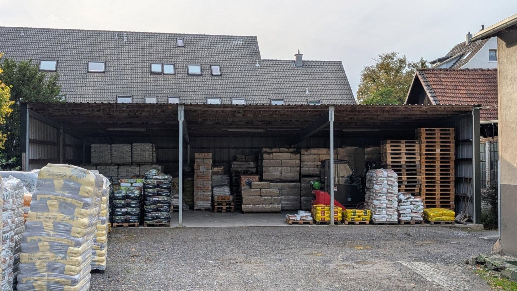 Prenájom nebytového priestoru 450 m², Untergrünerstraße 182, Iserlohn, Severné Porýnie - Westfálsko Prenájom nebytového priestoru 450 m², Untergrünerstraße 182, Iserlohn, Severné Porýnie - Westfálsko