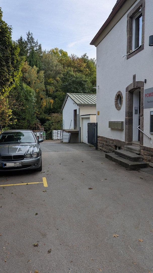 Prenájom nebytového priestoru 450 m², Untergrünerstraße 182, Iserlohn, Severné Porýnie - Westfálsko Prenájom nebytového priestoru 450 m², Untergrünerstraße 182, Iserlohn, Severné Porýnie - Westfálsko