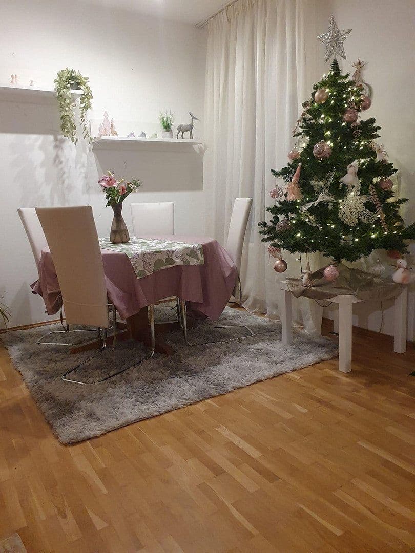 Prenájom bytu 2-izbový 61 m², Roßlauer Str 2, Leipzig, Sasko Prenájom bytu 2-izbový 61 m², Roßlauer Str 2, Leipzig, Sasko