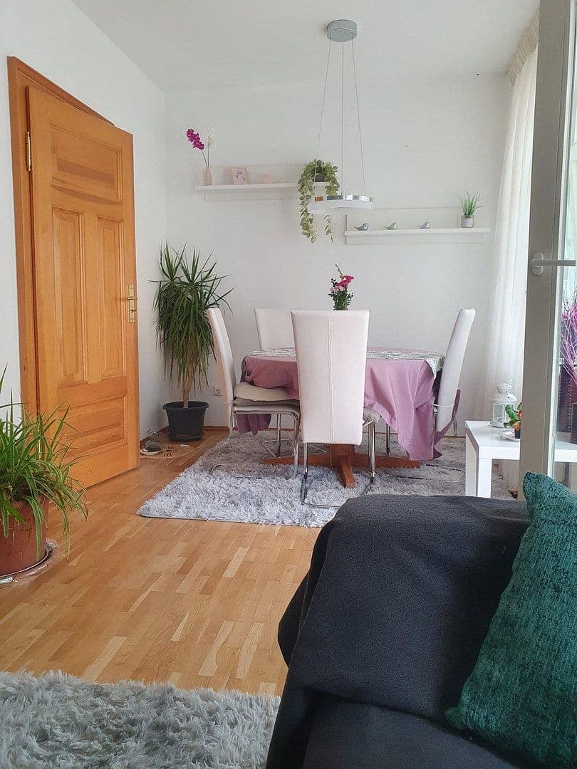Prenájom bytu 2-izbový 61 m², Roßlauer Str 2, Leipzig, Sasko Prenájom bytu 2-izbový 61 m², Roßlauer Str 2, Leipzig, Sasko