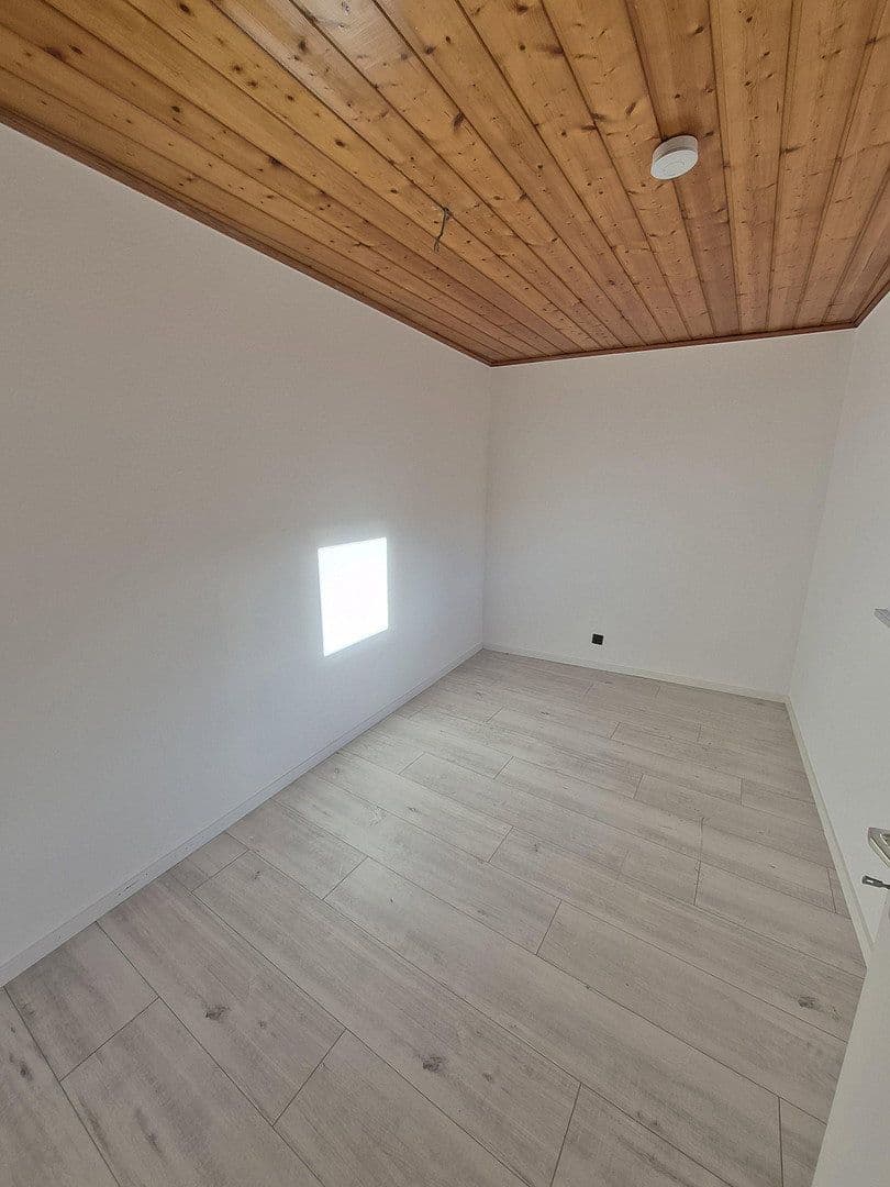 Prenájom bytu 3-izbový 63 m², Hauptstraße 8, Eppertshausen, Hesensko Prenájom bytu 3-izbový 63 m², Hauptstraße 8, Eppertshausen, Hesensko