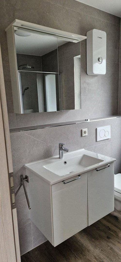 Prenájom bytu 2-izbový 60 m², Argenthal, Porýnie-Falcko Prenájom bytu 2-izbový 60 m², Argenthal, Porýnie-Falcko
