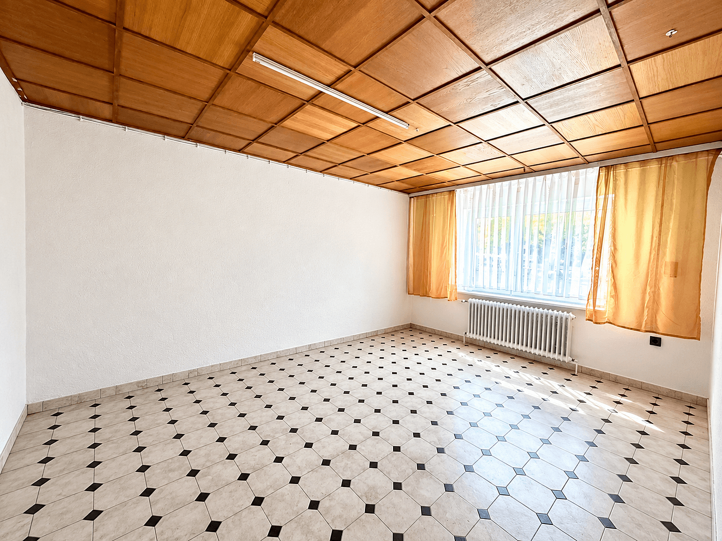 Predaj domu 196 m², pozemok 1.478 m², Klingstraße 12, Freiensteinau, Hesensko Predaj domu 196 m², pozemok 1.478 m², Klingstraße 12, Freiensteinau, Hesensko