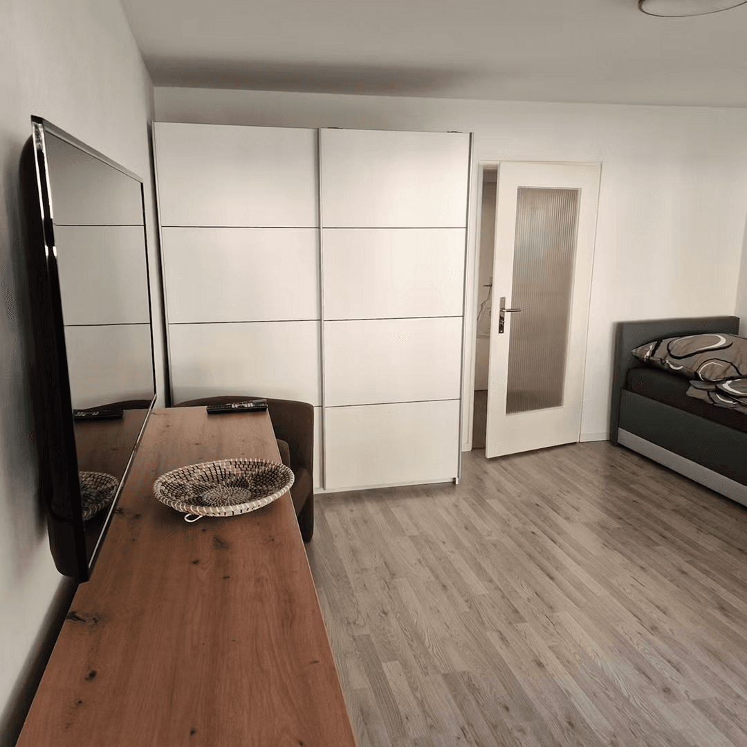 Prenájom bytu 1-izbový 33 m², München, Bavorsko Prenájom bytu 1-izbový 33 m², München, Bavorsko