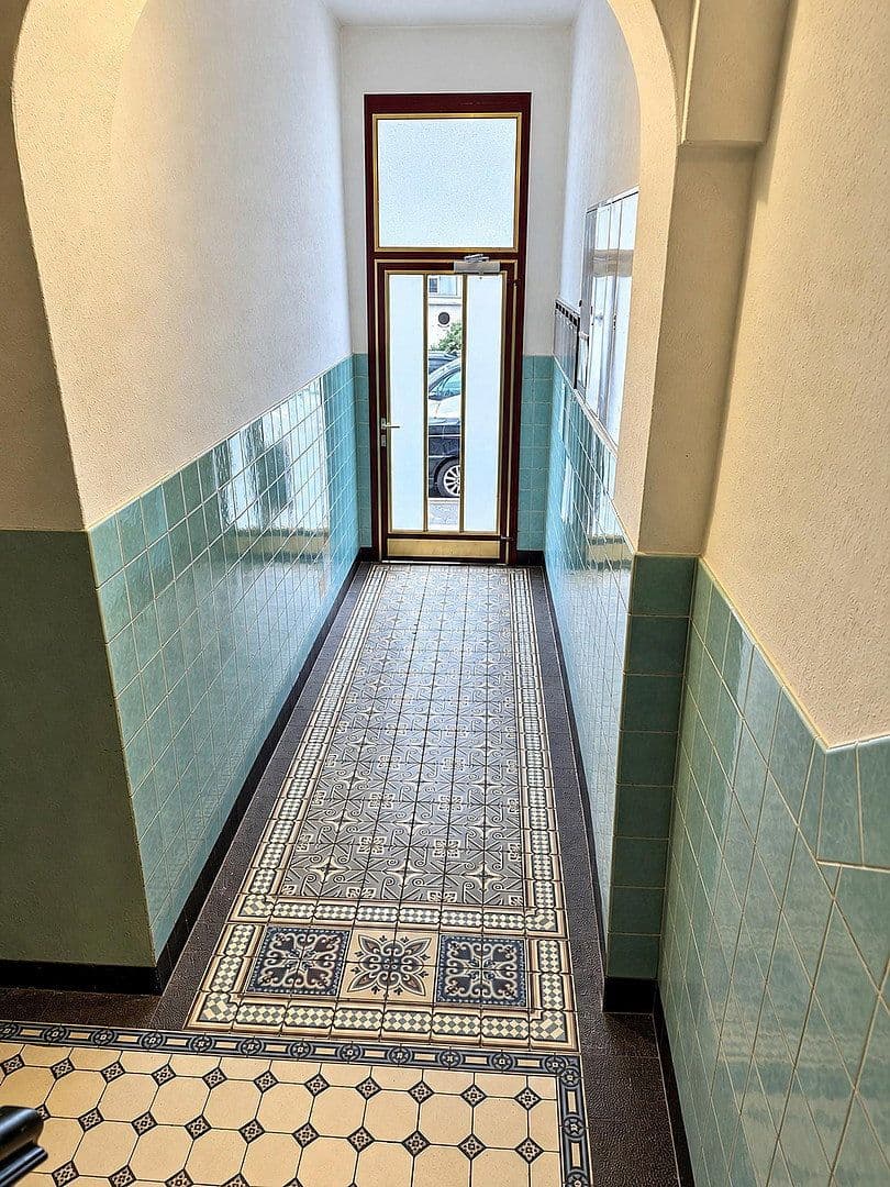 Prenájom bytu 2-izbový 45 m², Köln, Severné Porýnie - Westfálsko Prenájom bytu 2-izbový 45 m², Köln, Severné Porýnie - Westfálsko