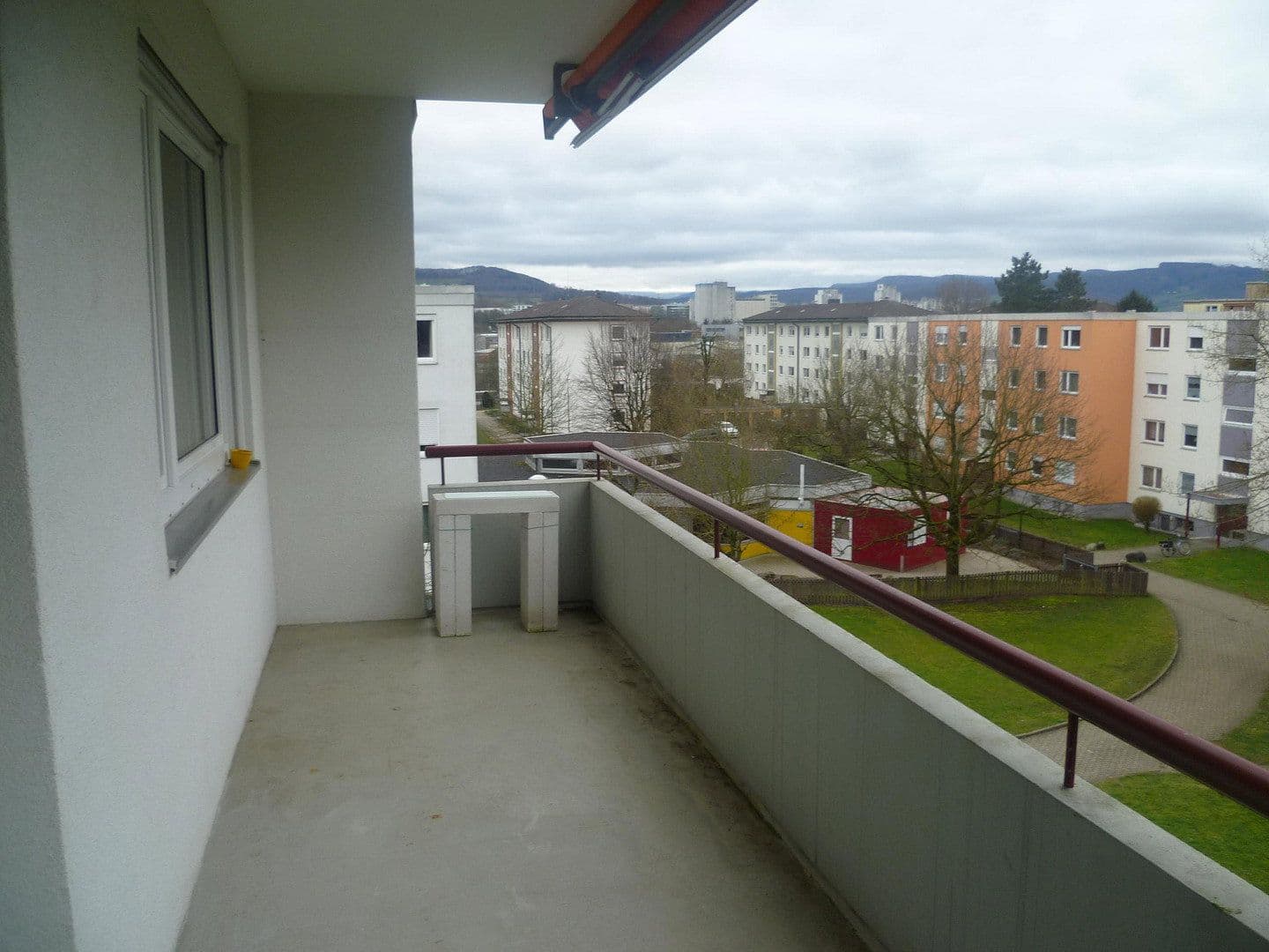 Prenájom bytu 5-izbový 116 m², Rheinfelden (Baden), Bádensko-Wurttembersko Prenájom bytu 5-izbový 116 m², Rheinfelden (Baden), Bádensko-Wurttembersko