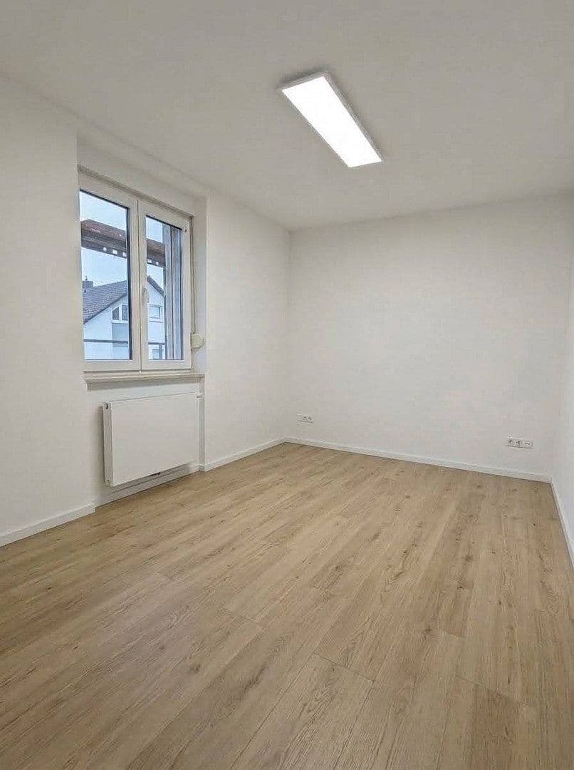 Prenájom bytu 3-izbový 92 m², Werderstraße 5, Heddesheim, Bádensko-Wurttembersko Prenájom bytu 3-izbový 92 m², Werderstraße 5, Heddesheim, Bádensko-Wurttembersko