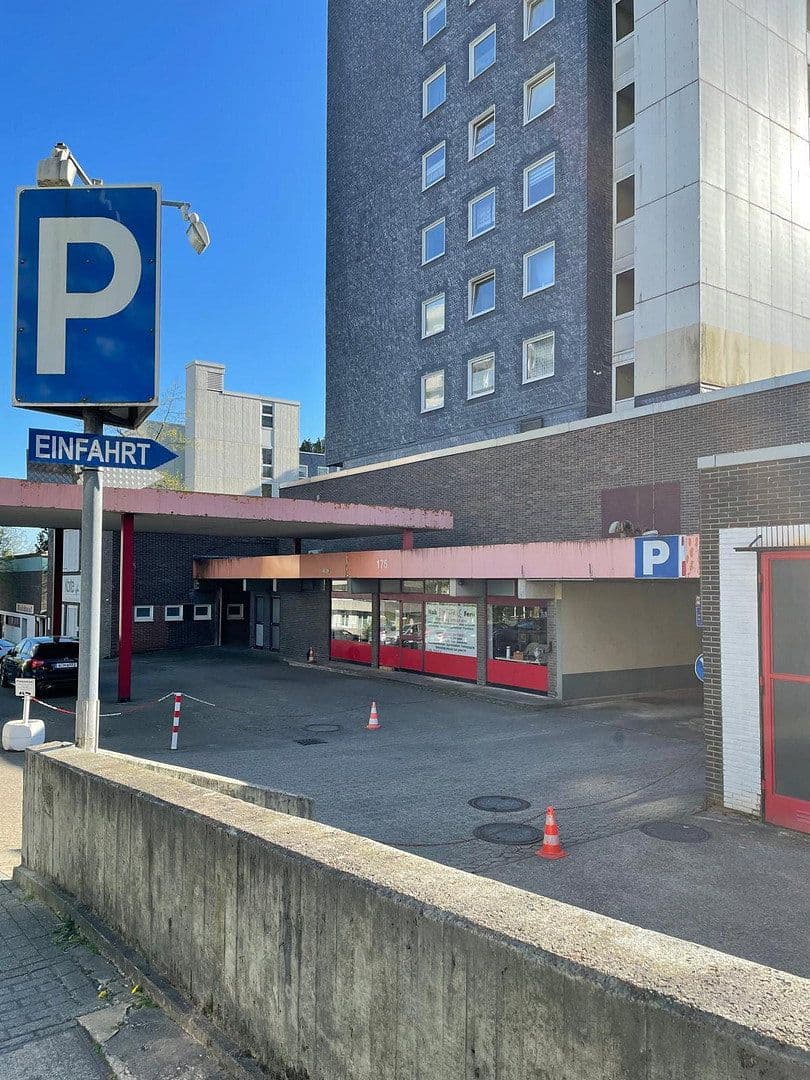 Predaj bytu 4-izbový 105 m², Wuppertal, Severné Porýnie - Westfálsko Predaj bytu 4-izbový 105 m², Wuppertal, Severné Porýnie - Westfálsko