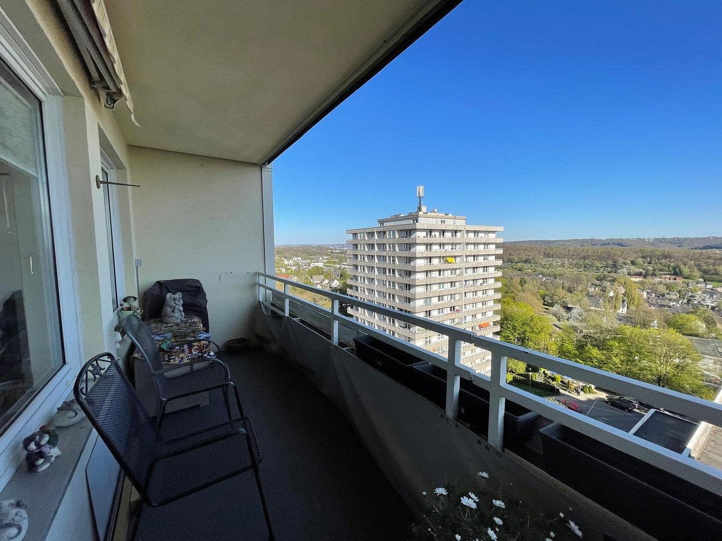 Predaj bytu 4-izbový 105 m², Wuppertal, Severné Porýnie - Westfálsko Predaj bytu 4-izbový 105 m², Wuppertal, Severné Porýnie - Westfálsko