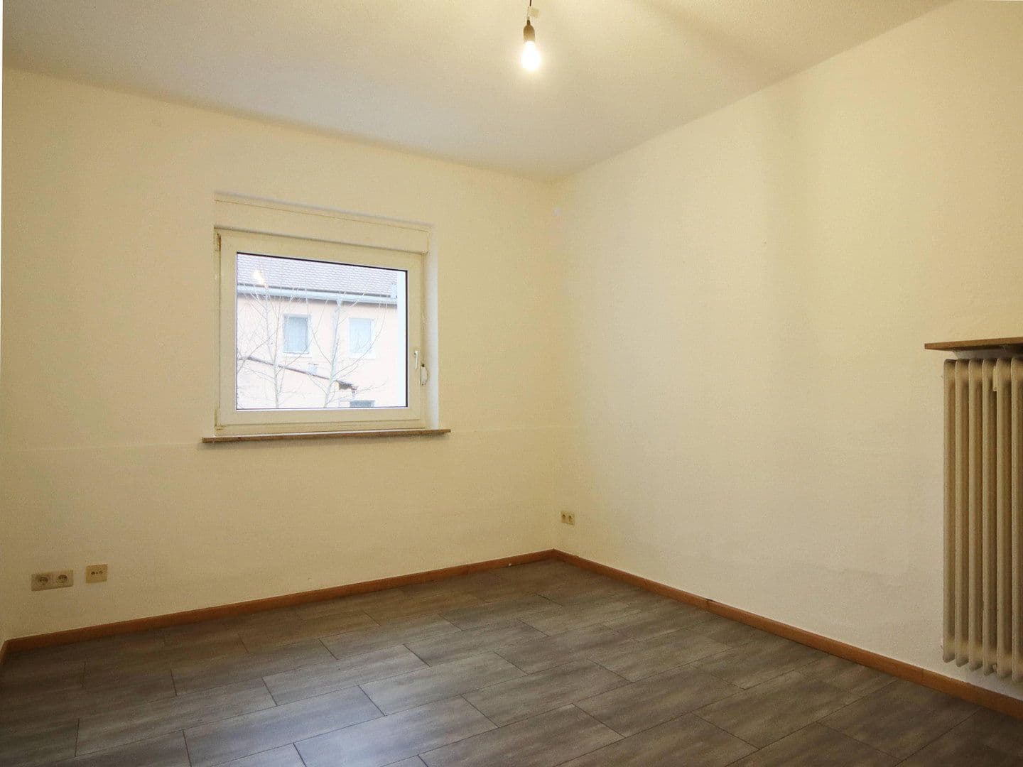 Prenájom bytu 7-izbový 132 m², Reichenbacher Straße 4, Schwabach, Bavorsko Prenájom bytu 7-izbový 132 m², Reichenbacher Straße 4, Schwabach, Bavorsko