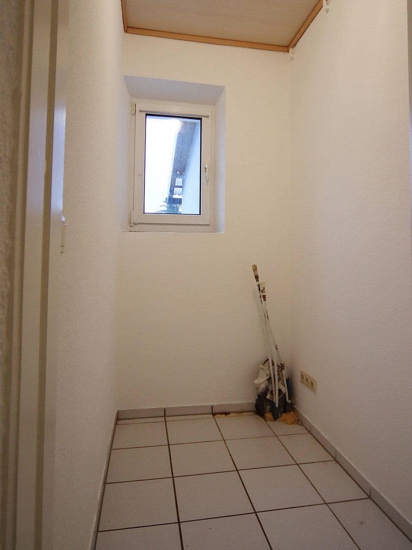 Prenájom bytu 7-izbový 132 m², Reichenbacher Straße 4, Schwabach, Bavorsko Prenájom bytu 7-izbový 132 m², Reichenbacher Straße 4, Schwabach, Bavorsko