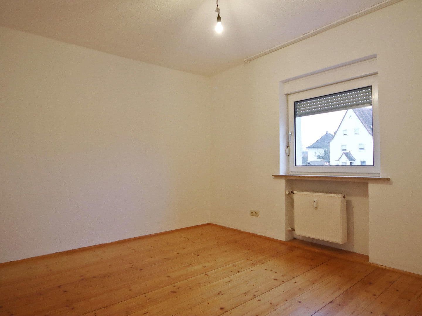 Prenájom bytu 7-izbový 132 m², Reichenbacher Straße 4, Schwabach, Bavorsko Prenájom bytu 7-izbový 132 m², Reichenbacher Straße 4, Schwabach, Bavorsko