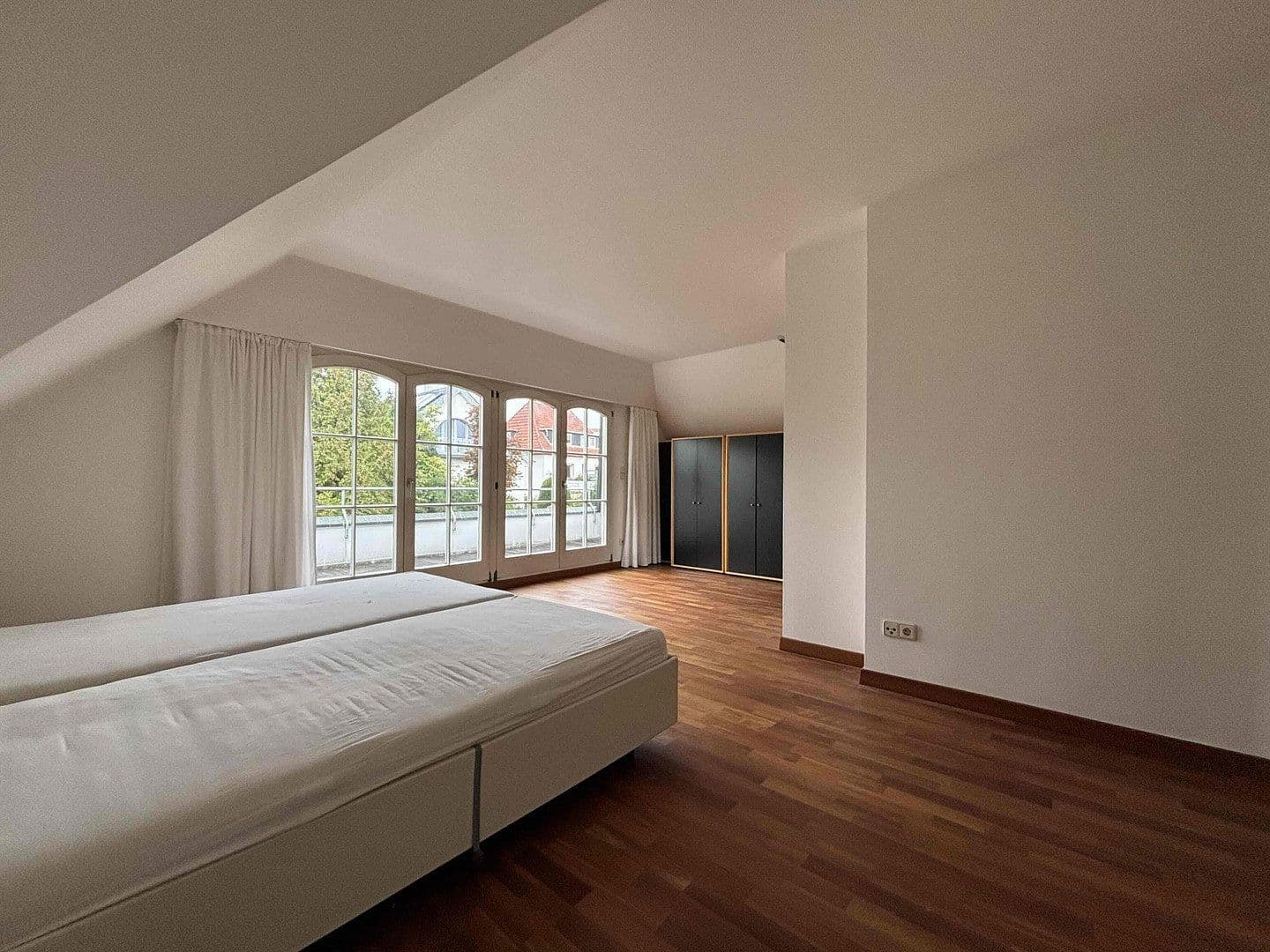 Predaj domu 234 m², pozemok 628 m², Krameramtsstraße 19, Melle, Dolné Sasko Predaj domu 234 m², pozemok 628 m², Krameramtsstraße 19, Melle, Dolné Sasko