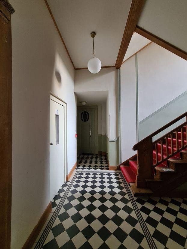 Prenájom kancelárie 93 m², Prinzregentenstr. 84, Berlin, Berlín Prenájom kancelárie 93 m², Prinzregentenstr. 84, Berlin, Berlín