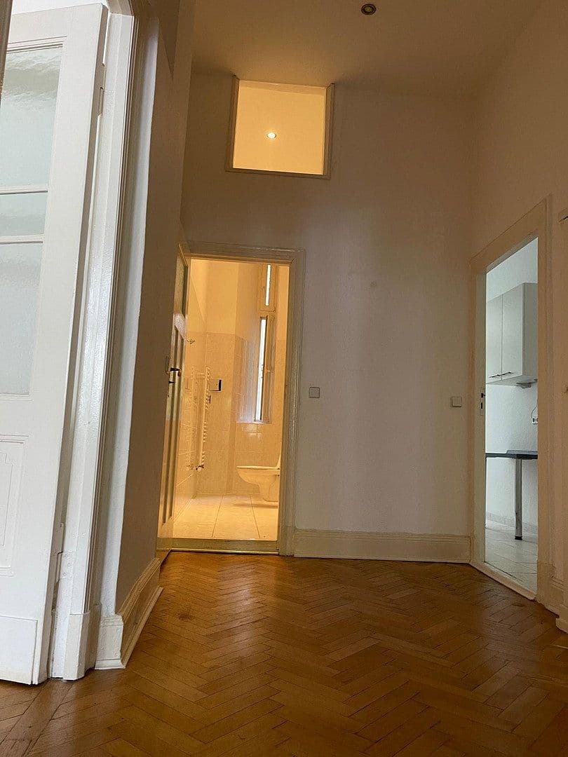 Prenájom kancelárie 93 m², Prinzregentenstr. 84, Berlin, Berlín Prenájom kancelárie 93 m², Prinzregentenstr. 84, Berlin, Berlín
