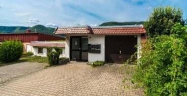 Predaj bytu 2-izbový 50 m², Hangweg 14, Bad Urach, Bádensko-Wurttembersko Predaj bytu 2-izbový 50 m², Hangweg 14, Bad Urach, Bádensko-Wurttembersko