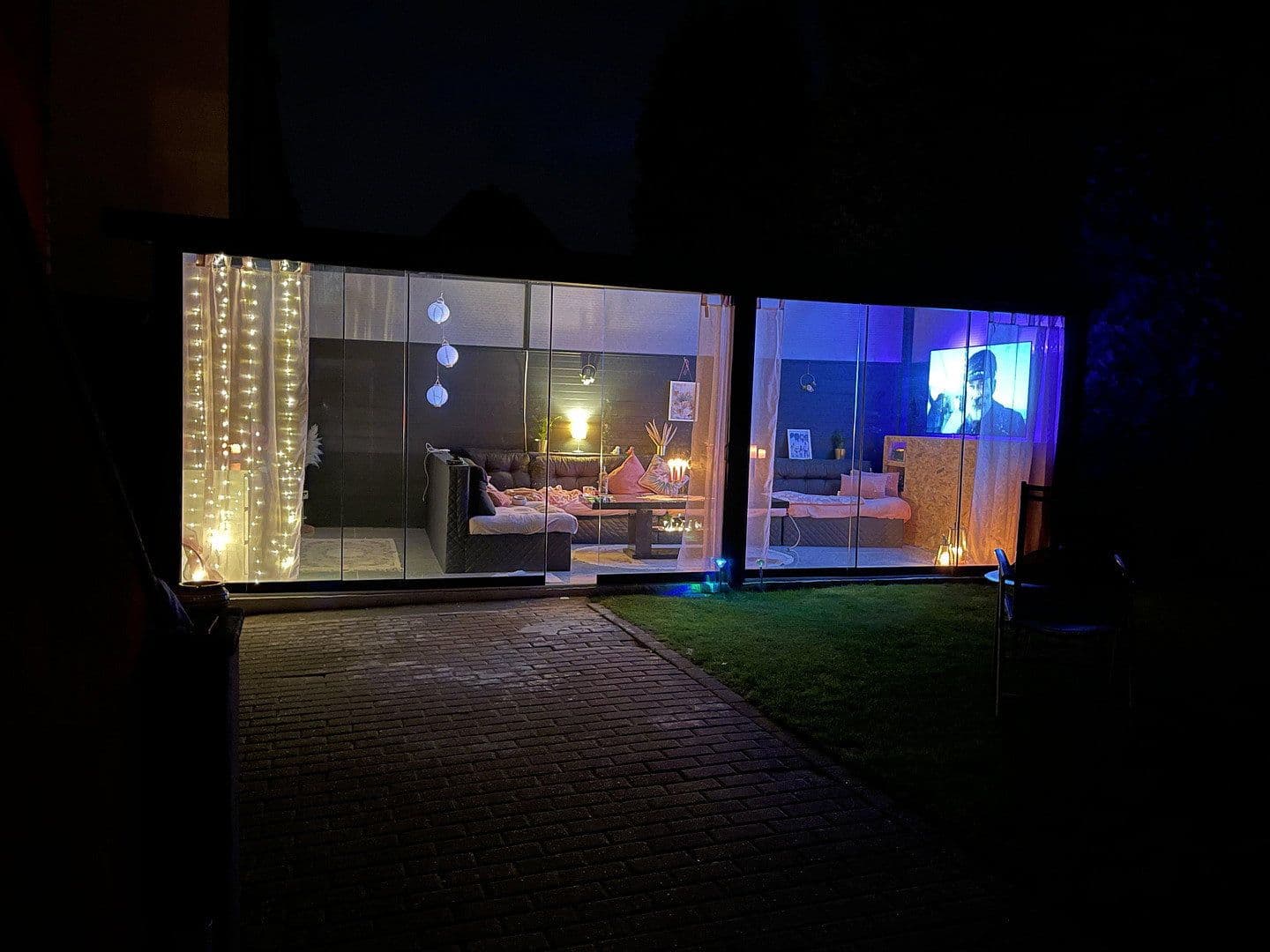 Predaj domu 359 m², pozemok 560 m², Ziegelstraße 14, Oberhausen, Oberhausen, Severné Porýnie - Westfálsko Predaj domu 359 m², pozemok 560 m², Ziegelstraße 14, Oberhausen, Oberhausen, Severné Porýnie - Westfálsko