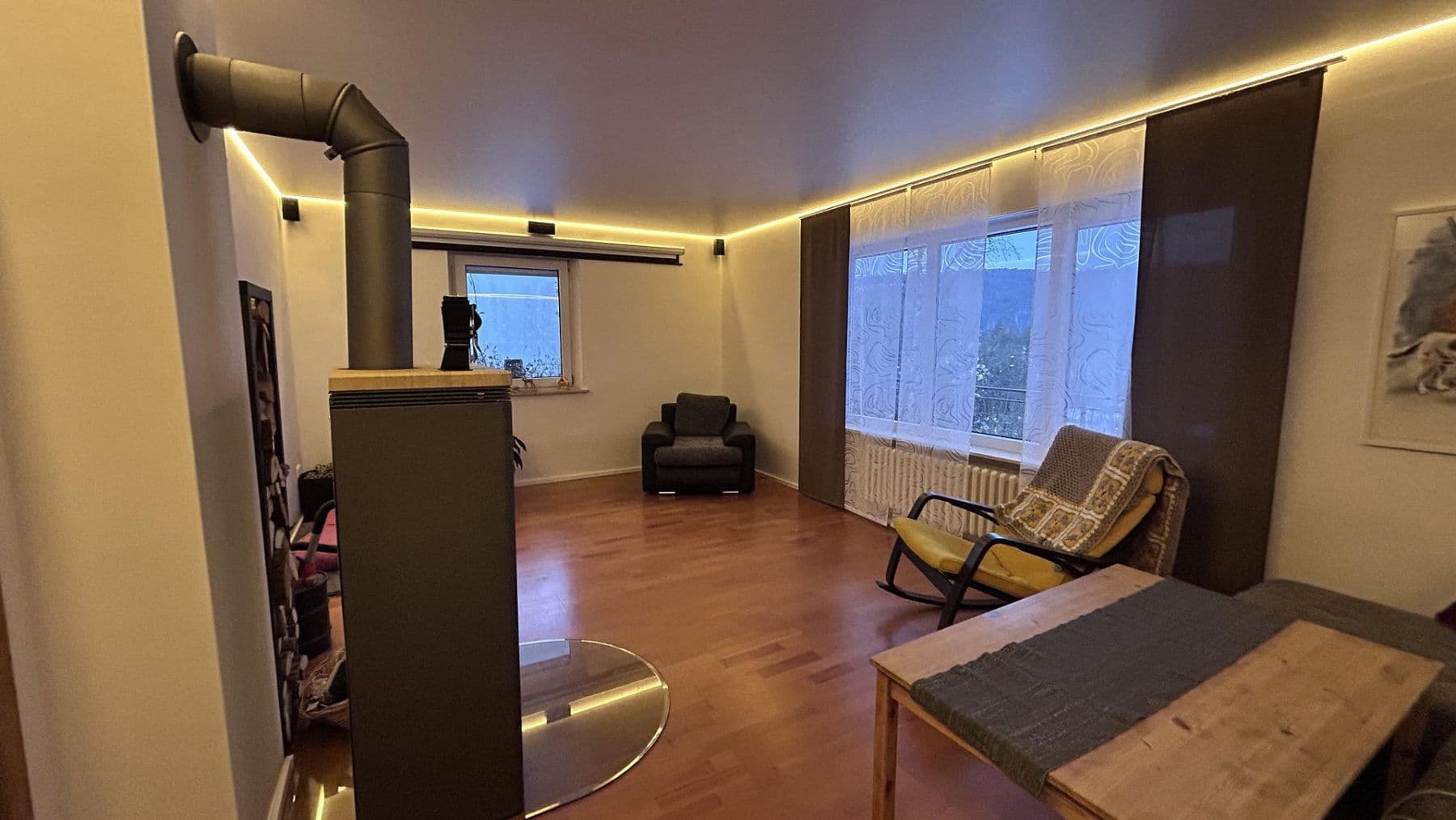 Predaj domu 168 m², pozemok 541 m², Breslauer Str. 16, Bad Kissingen, Bavorsko Predaj domu 168 m², pozemok 541 m², Breslauer Str. 16, Bad Kissingen, Bavorsko