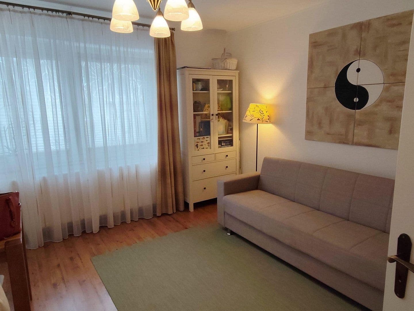 Prenájom bytu 2-izbový 48 m², Benrodestr. 42b, Düsseldorf, Severné Porýnie - Westfálsko Prenájom bytu 2-izbový 48 m², Benrodestr. 42b, Düsseldorf, Severné Porýnie - Westfálsko
