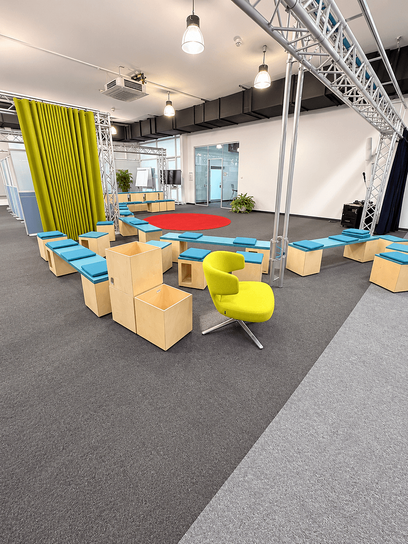Prenájom kancelárie 6.000 m², Siegfriedstraße 163, Berlin, Berlín Prenájom kancelárie 6.000 m², Siegfriedstraße 163, Berlin, Berlín