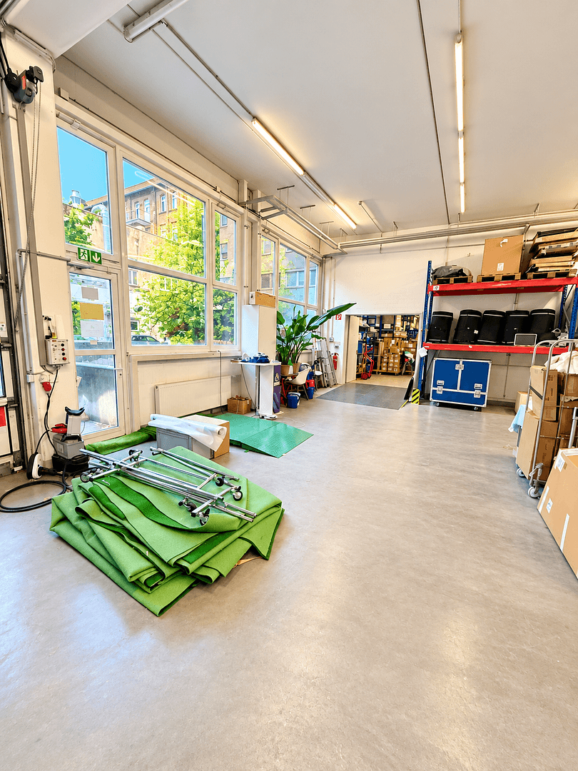 Prenájom kancelárie 6.000 m², Siegfriedstraße 163, Berlin, Berlín Prenájom kancelárie 6.000 m², Siegfriedstraße 163, Berlin, Berlín