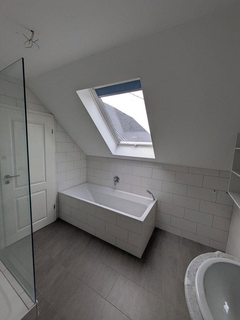 Predaj domu 133 m², pozemok 565 m², Bergstraße 8, Runkel, Hesensko Predaj domu 133 m², pozemok 565 m², Bergstraße 8, Runkel, Hesensko