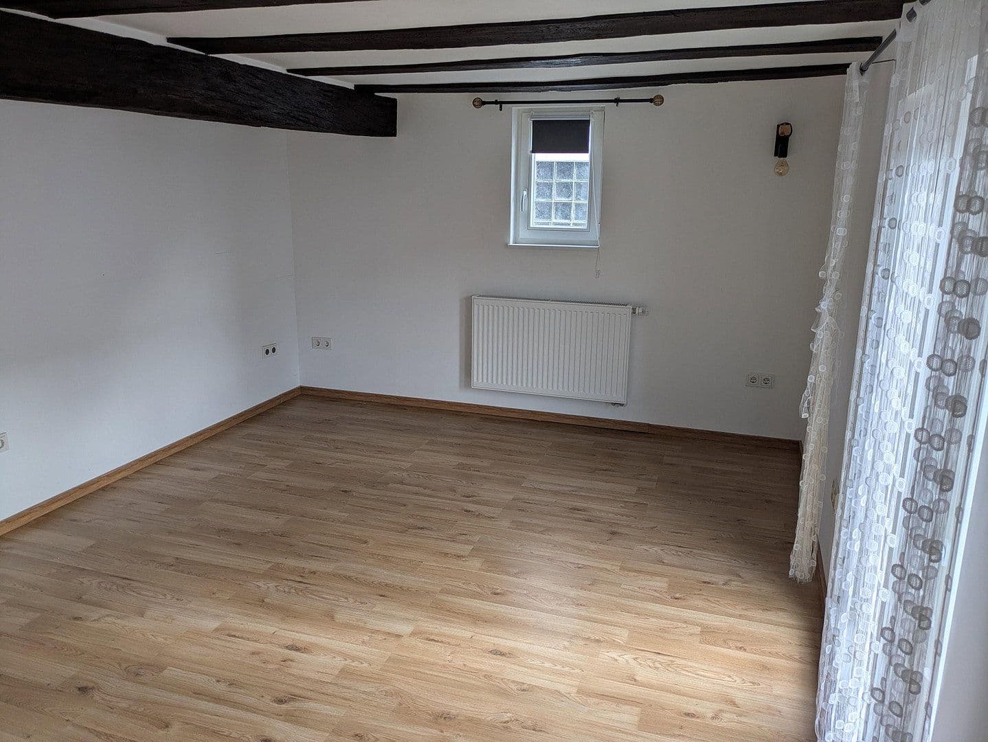 Predaj domu 133 m², pozemok 565 m², Bergstraße 8, Runkel, Hesensko Predaj domu 133 m², pozemok 565 m², Bergstraße 8, Runkel, Hesensko