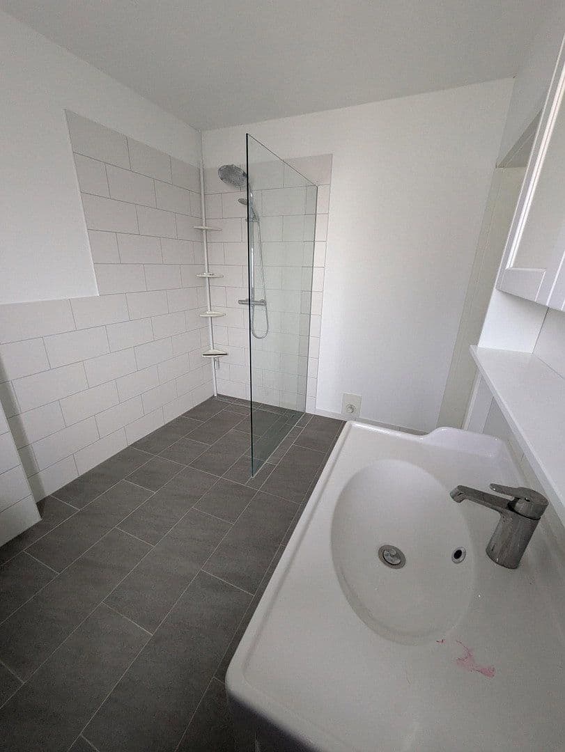 Predaj domu 133 m², pozemok 565 m², Bergstraße 8, Runkel, Hesensko Predaj domu 133 m², pozemok 565 m², Bergstraße 8, Runkel, Hesensko