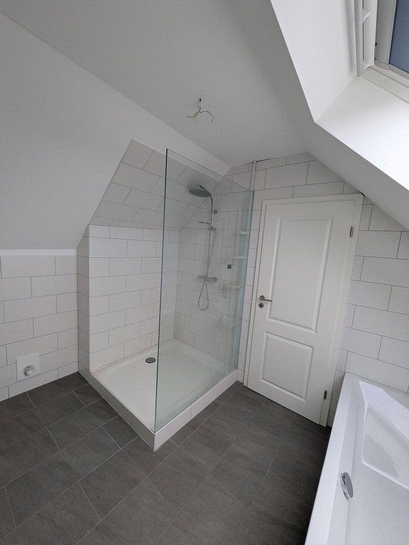 Predaj domu 133 m², pozemok 565 m², Bergstraße 8, Runkel, Hesensko Predaj domu 133 m², pozemok 565 m², Bergstraße 8, Runkel, Hesensko