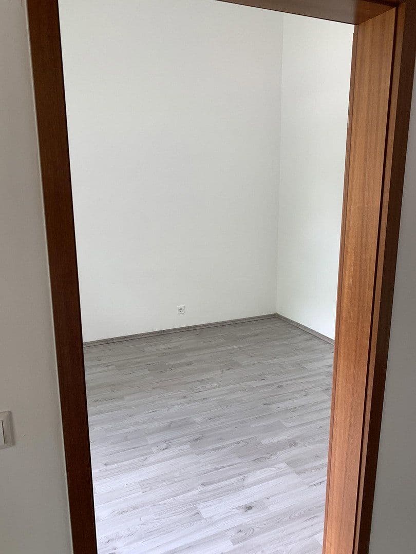 Prenájom bytu 2-izbový 52 m², Solingen, Severné Porýnie - Westfálsko Prenájom bytu 2-izbový 52 m², Solingen, Severné Porýnie - Westfálsko