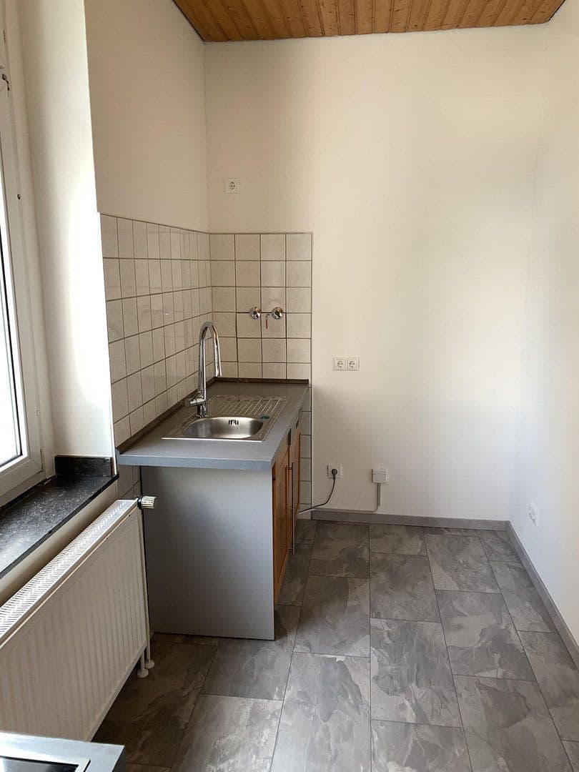Prenájom bytu 2-izbový 52 m², Solingen, Severné Porýnie - Westfálsko Prenájom bytu 2-izbový 52 m², Solingen, Severné Porýnie - Westfálsko
