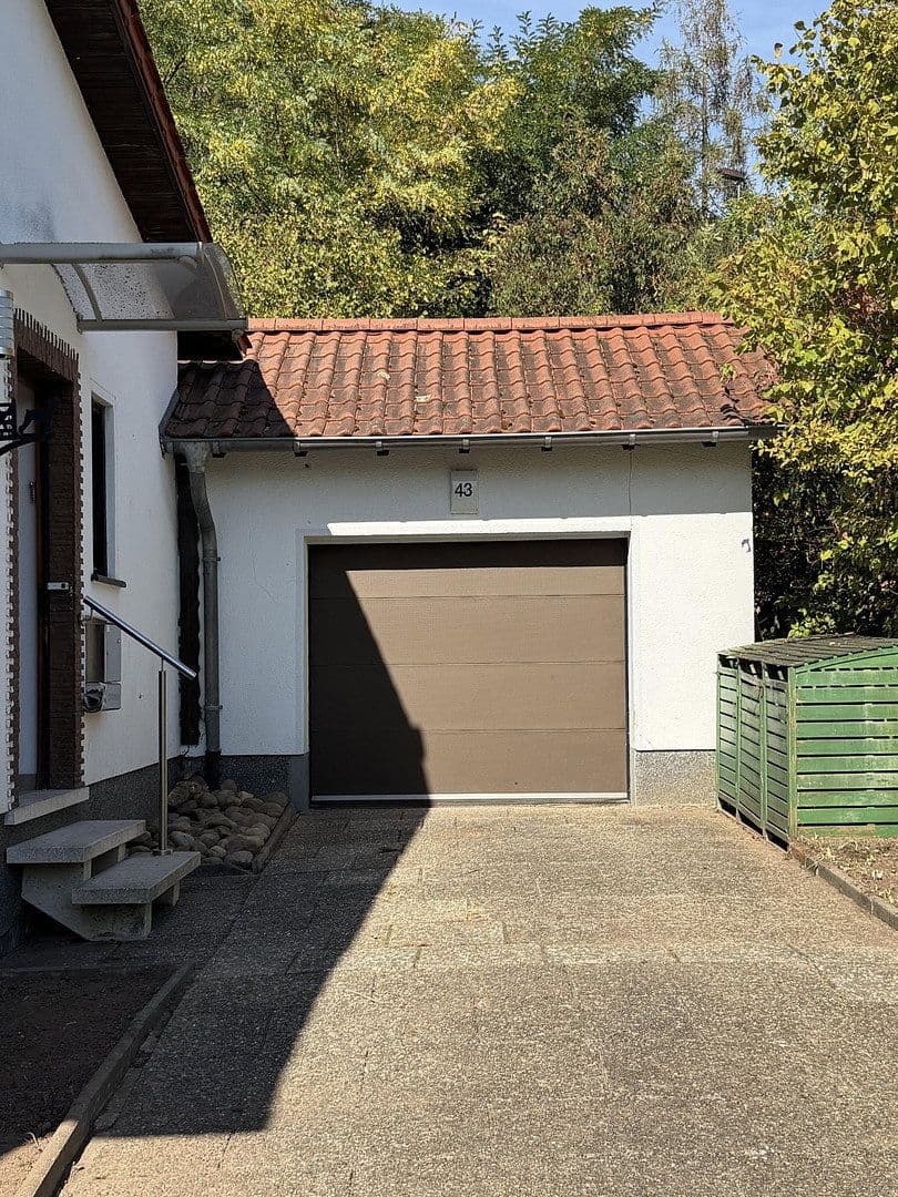Prenájom domu 115 m², pozemok 500 m², Heusweiler, Sársko Prenájom domu 115 m², pozemok 500 m², Heusweiler, Sársko