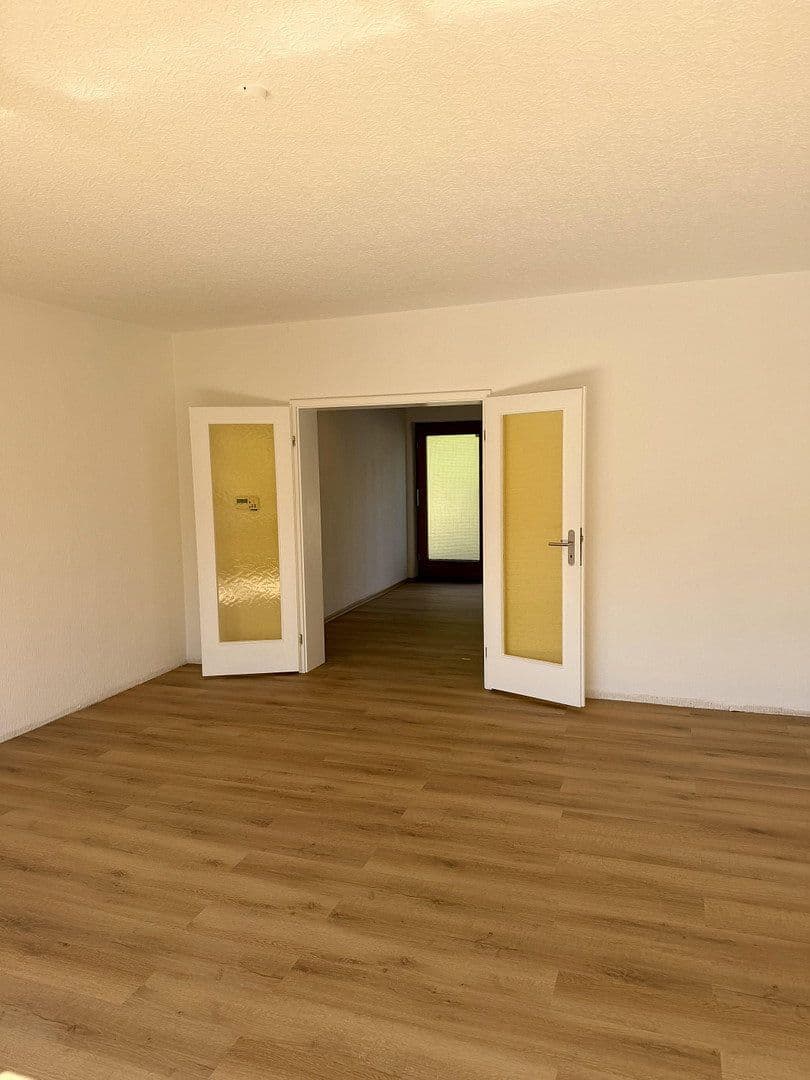 Prenájom domu 115 m², pozemok 500 m², Heusweiler, Sársko Prenájom domu 115 m², pozemok 500 m², Heusweiler, Sársko