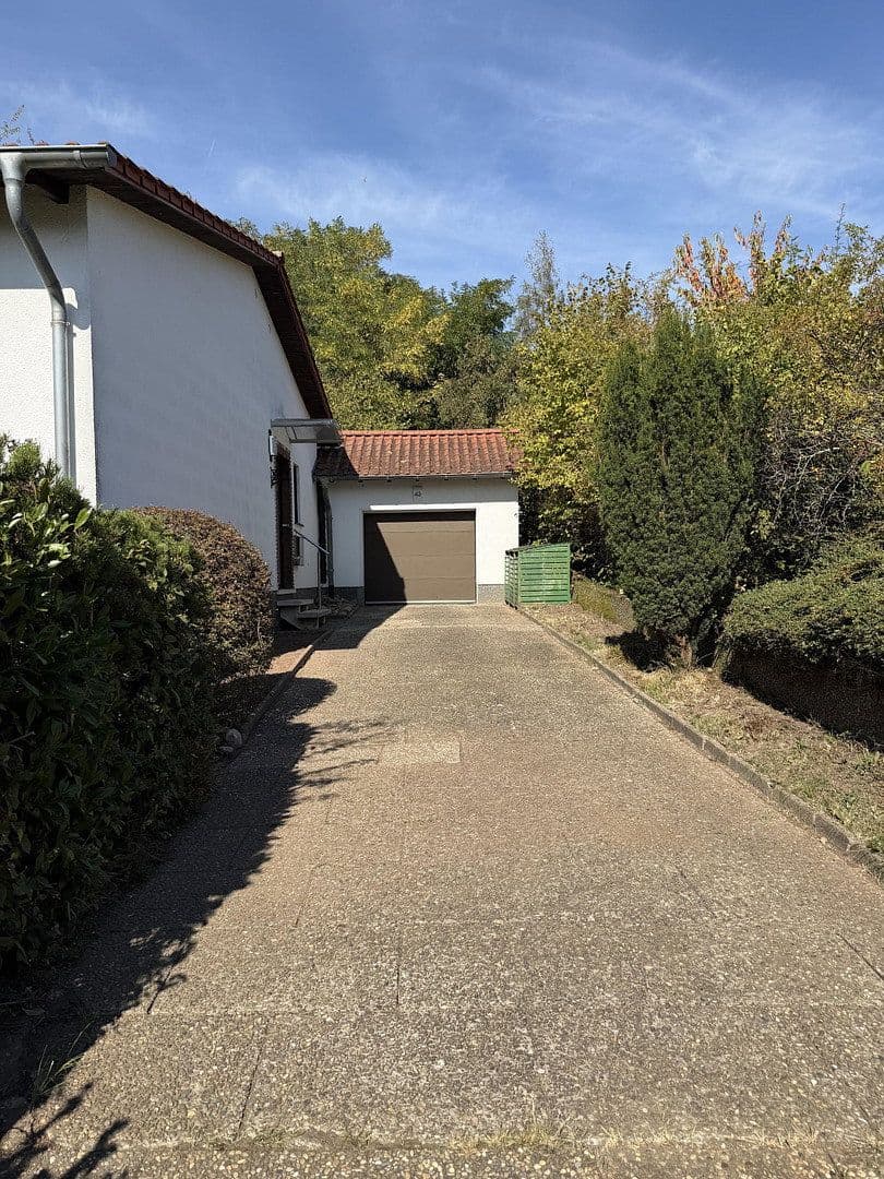 Prenájom domu 115 m², pozemok 500 m², Heusweiler, Sársko Prenájom domu 115 m², pozemok 500 m², Heusweiler, Sársko