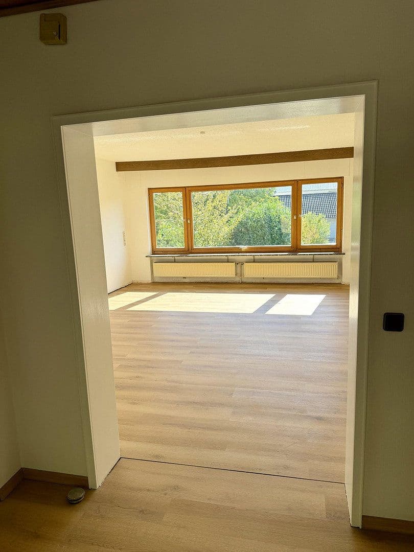 Prenájom domu 115 m², pozemok 500 m², Heusweiler, Sársko Prenájom domu 115 m², pozemok 500 m², Heusweiler, Sársko