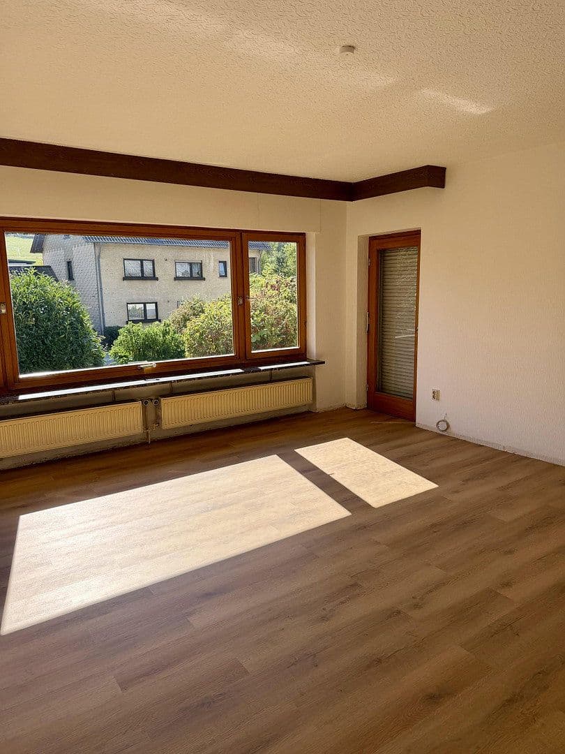Prenájom domu 115 m², pozemok 500 m², Heusweiler, Sársko Prenájom domu 115 m², pozemok 500 m², Heusweiler, Sársko