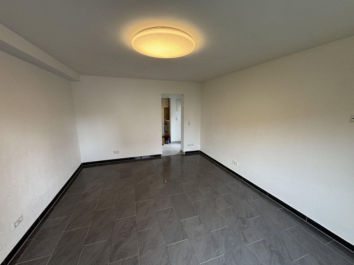 Predaj bytu 1-izbový 31 m², Wiesenweg 60, Möglingen, Bádensko-Wurttembersko Predaj bytu 1-izbový 31 m², Wiesenweg 60, Möglingen, Bádensko-Wurttembersko