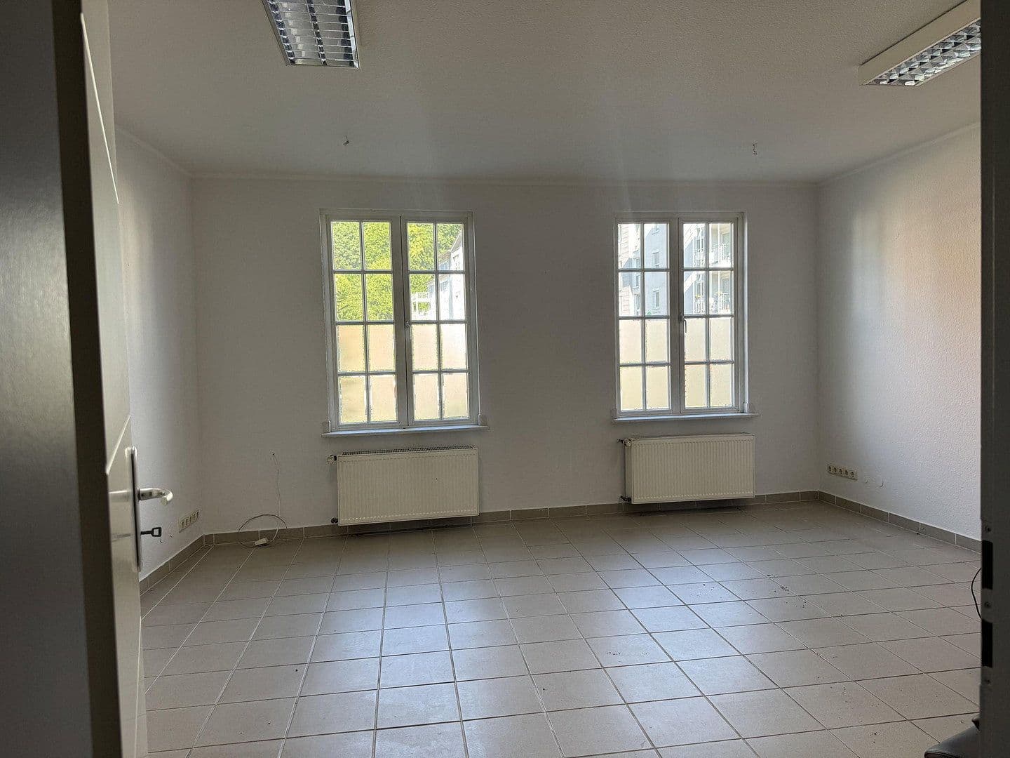 Predaj domu 368 m², pozemok 487 m², Hauptstr. 12 und 12a, Velbert, Severné Porýnie - Westfálsko Predaj domu 368 m², pozemok 487 m², Hauptstr. 12 und 12a, Velbert, Severné Porýnie - Westfálsko